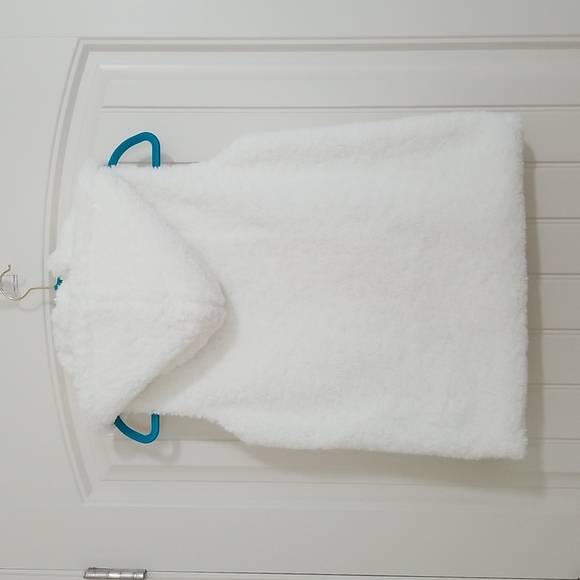 INC International Concepts Faux-Fur Hooded Vest - Picture 7 of 11